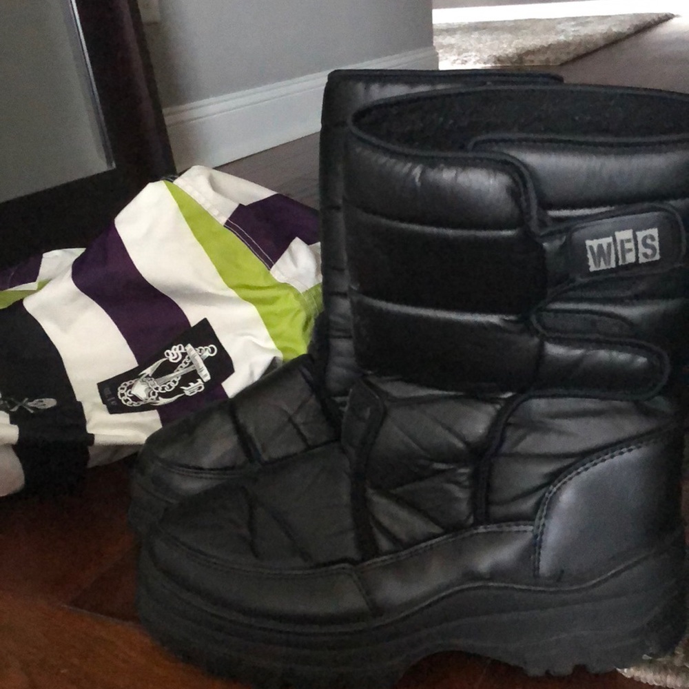 Worlds Famous Snow jogger after snow boots